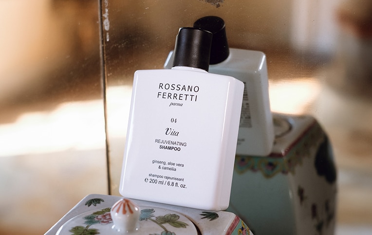 Image of Rossano Ferretti Parma's Vita rejuvenating shampoo