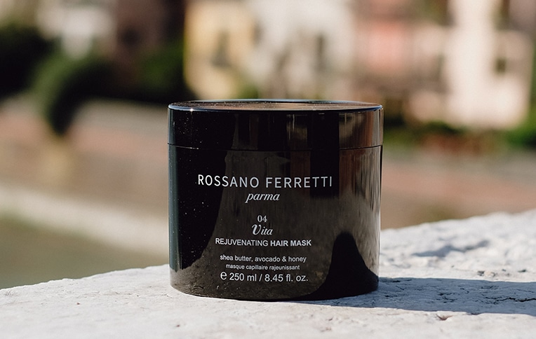 imagine della maschera per capelli rivitalizzante della linea Vita di Rossano Ferretti Parma