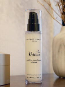 Image of Rossano Ferretti Parma's Velluto straightening, anti-frizz serum.