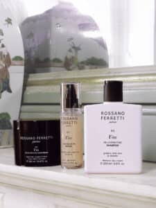 Image of Rossano Ferretti Parma's Vita rejuvenating routine with the rejuvenating shampoo, the rejuvenating mask and the rejuvenating serum.