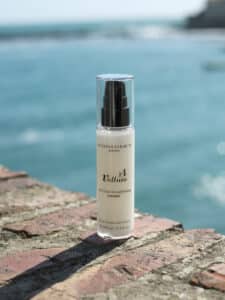 Image of Rossano Ferretti Parma's Velluto straightening, anti-frizz serum.