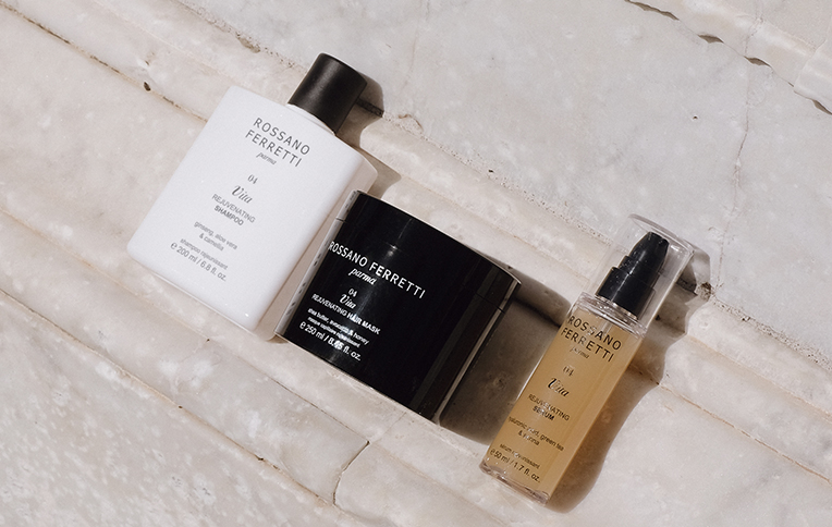 Rossano Ferretti Parma's Vita rejuvenating routine with the rejuvenating shampoo, the rejuvenating mask and the rejuvenating serum.