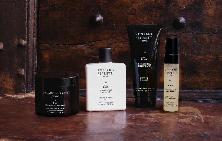 Rossano Ferretti Parma's Vita rejuvenating routine with the rejuvenating shampoo, the rejuvenating mask and the rejuvenating serum.