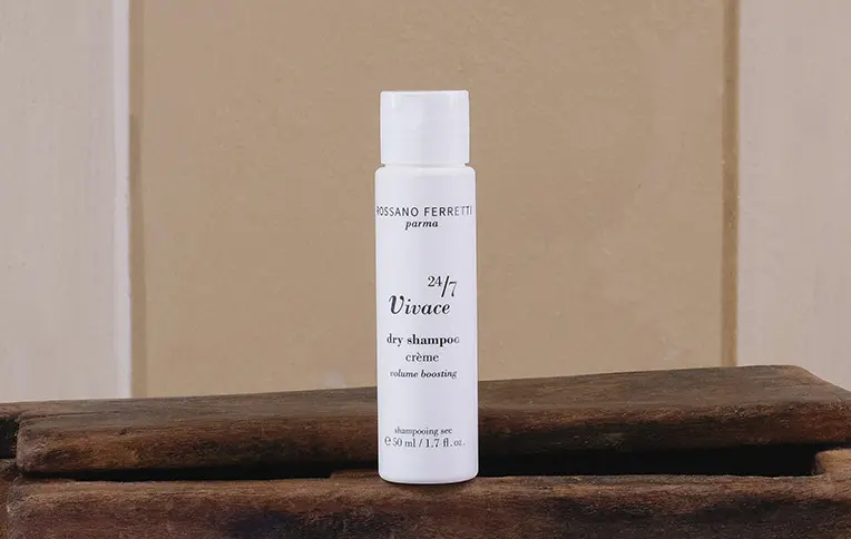 Shampoo secco in crema della linea Vivace di Rossano Ferretti Parma.