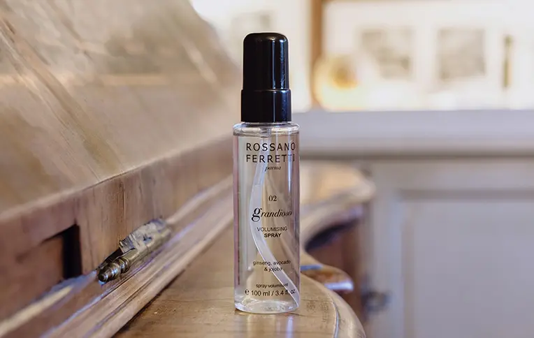 Spray volumizzante Grandioso di Rossano Ferretti Parma.